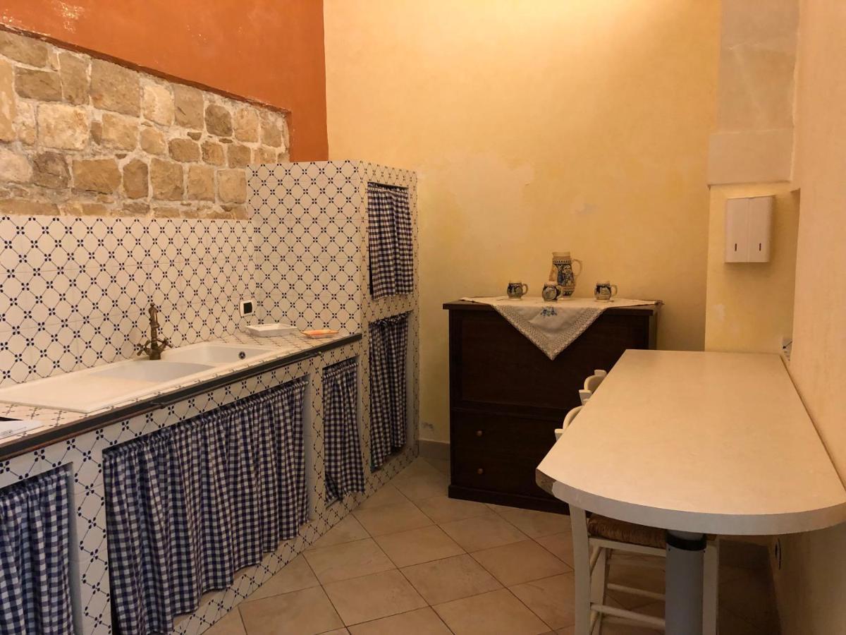 B&B Candido Vacanze Modica Bagian luar foto