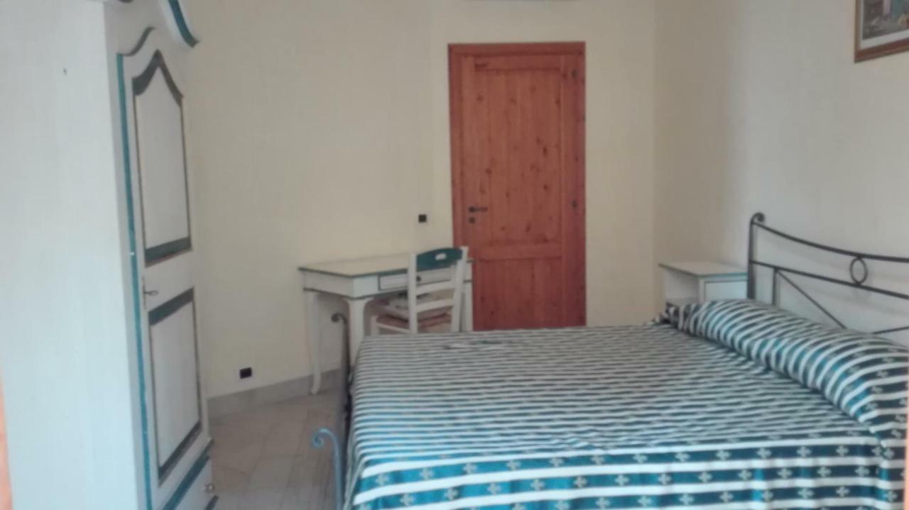 B&B Candido Vacanze Modica Bagian luar foto