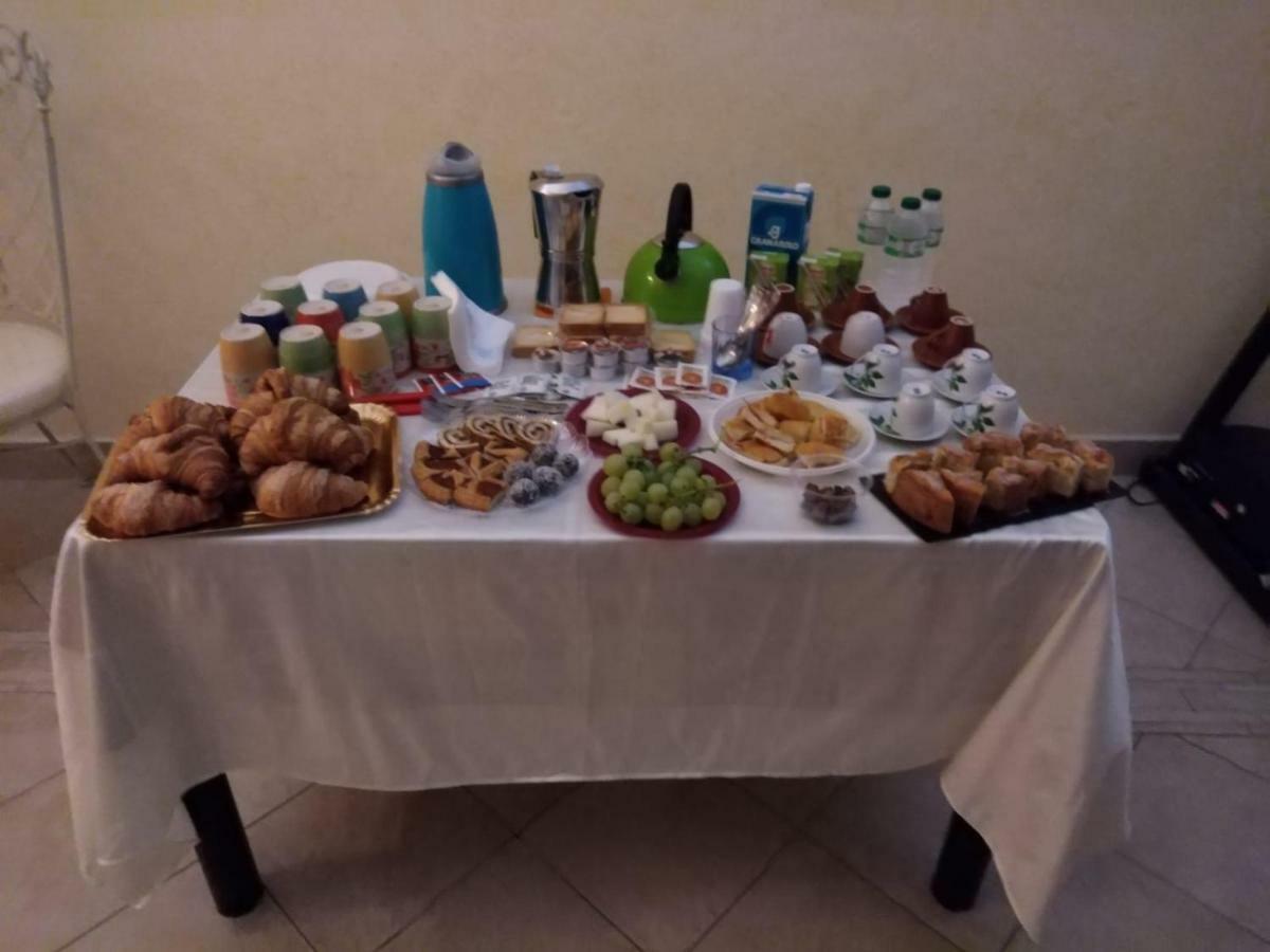 B&B Candido Vacanze Modica Bagian luar foto